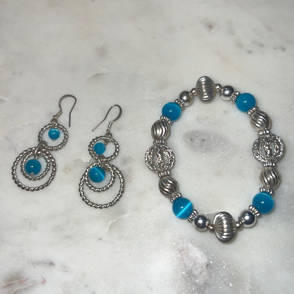 Turquoise blue beaded bracelet & dangle earrings silver women’s fashion jewelry‌